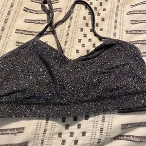 LuluLemon Womens M Sports Bra